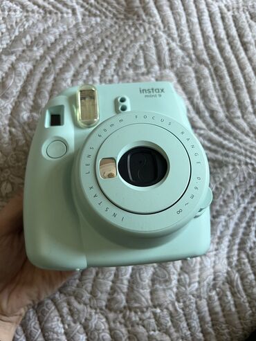 цифровой фотоаппарат panasonic lumix dmc fz8: Продаю фотоаппарат моментальной печати Instax Mini 9. Цвет: ice blue