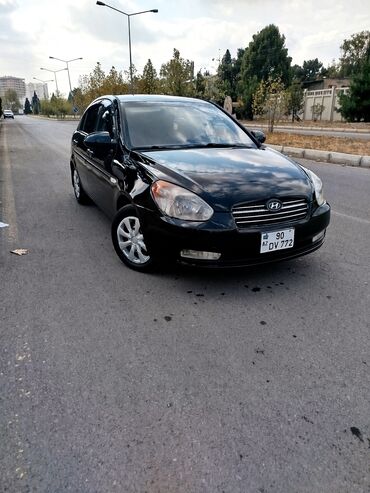 Hyundai Accent: 1.4 l | Sedan