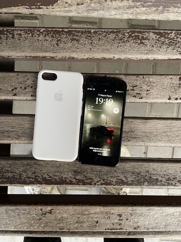 iphone xr barter: IPhone SE 2020, 128 GB, Qara