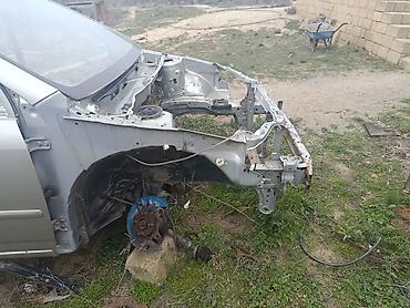 Digər kuzov detalları: Ford 2004, 2004 il, İşlənmiş — 8