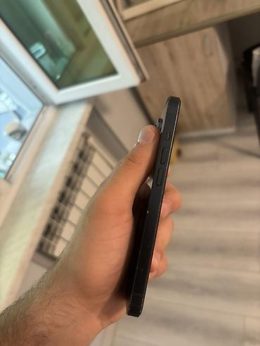 Apple iPhone: IPhone 14, 128 GB, Qara, Face ID — 2