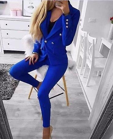 Kompleti: Ponovo dostupni 💫
Vasi omiljeni kompleti 
Vel: S M L
Cena: 3300
din — 3