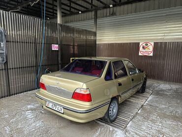 Daewoo: Daewoo Nexia: 2007 г., 1.5 л, Механика, Бензин, Седан