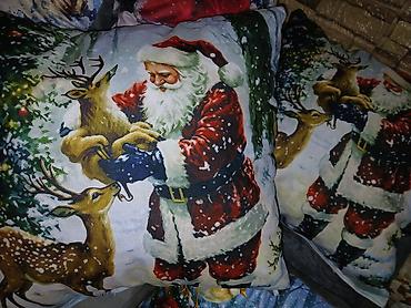 ambijetalno osvetljenje sremska mitrovica: Novogodisnji dekor jastuci mogucnost kupovine na veliko. na vise — 5