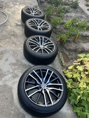 резина на 20 диски: Дөңгөлөктөр монтажда R 20, Кыш, Колдонулган, Комплект, Жол тандабастар (АТ/МТ), Куйма, тешиктери - 5