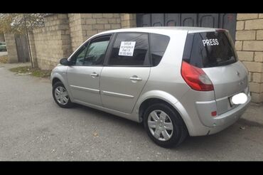 Renault: Renault Scenic: 0.5 l | 2008 il 1500 km Sedan