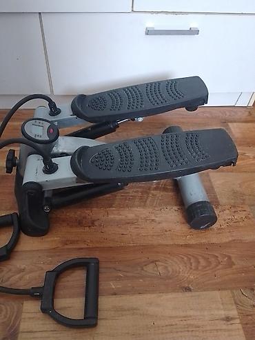 Ostale sprave za vežbanje: Steper je potpuno ispravan osim displeja za merenje minuta koji nerad! — 8