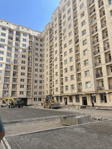 �������������� �������������� �� ������������ в Кыргызстан: Элитка, 1 комната, 38 кв. м Бронированные двери, Лифт, Без мебели