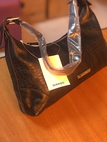 kipling monkey: Продается Сумка Mango, модель под крокодил - Цвет: черный - Фактура — 1