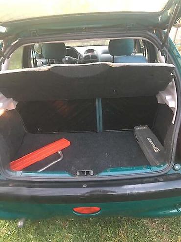 id gra: KOMPLETAN AUTO U DELOVIMA ZA PEUGEOT 206 | peugeot 1.4 benzin .5 — 5