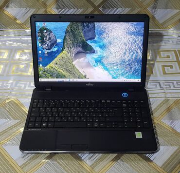 Digər noutbuklar və netbuklar: Intel Core i5, 8 GB, 15.6 "