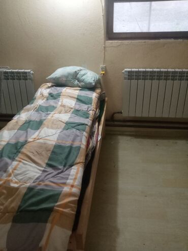 аренда места гум: 30 м², С мебелью