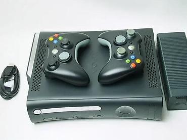 elektronska: U ponudi XBOX 360. Konzola je vrlo korektno očuvana sa malim znakovima — 4