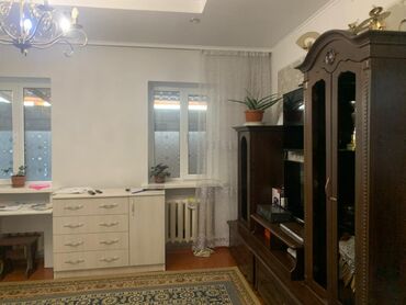 Склады и мастерские: Продаётся кирпичный дом с тремя спальнями, большой зал, большая кухня at lalafo.kg — 10 Склады и мастерские: Продаётся кирпичный дом с тремя спальнями, большой зал, большая кухня — 10