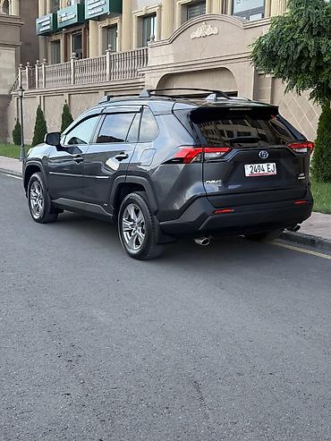 300 мин сом: Toyota RAV4: 2022 г., 2.5 л, Автомат, Гибрид, Кроссовер — 7