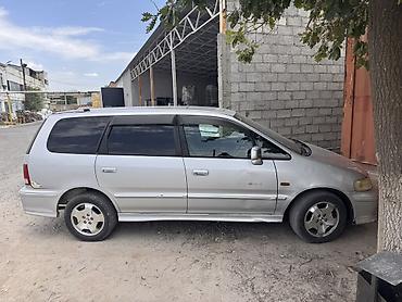 a8 d2: Honda Odyssey: 1998 г., 2.3 л, Автомат, Бензин, Минивэн — 3