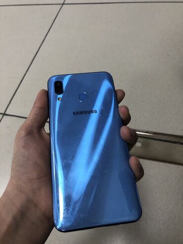 Samsung: Samsung Galaxy A30, Б/у, 32 ГБ, цвет - Голубой, 2 SIM