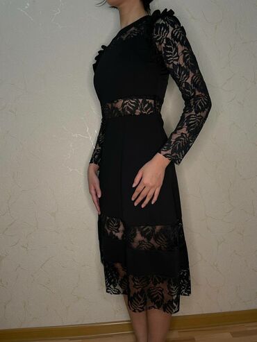 черное мини платья: Вечернее платье, Средняя модель, С рукавами, S (EU 36), M (EU 38)