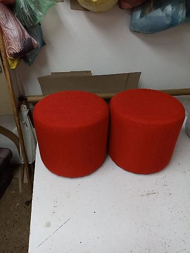 stilski namestaj za dnevne sobe: Tapacirani puf/stočić – okrugli Dimenzije visina 35cm,širina 36cm. - — 4