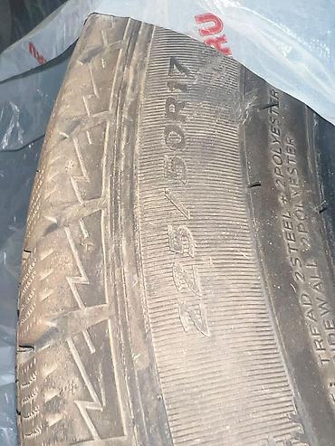 шина зима: Зимняя шина 225/50 R17

Гоформ ездили 1 месяц 
состояние идеальное — 1