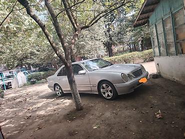ev masin satilir: Mercedes-Benz 220: 2.2 l | 2001 il Sedan — 1
