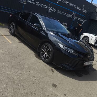 Трансфер, пассажирские перевозки: Комфортные поездки на Toyota Camry 70 2021 года ✔️ Для тех, кто ценит