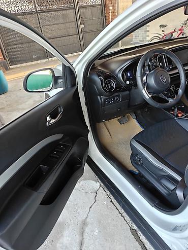 smart forfour: Kia Stonic: 2020 г., 1.4 л, Автомат, Газ, Кроссовер — 8