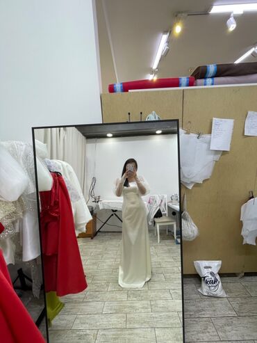 Свадебные платья и аксессуары: Продаю платье Заказывала у осмоналиевой тансулуу Одевала один раз на
