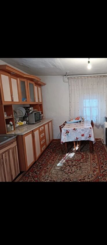 дом хай тек в реальной жизни: 55 м², 3 комнаты, Парковка, Сарай, Забор, огорожен