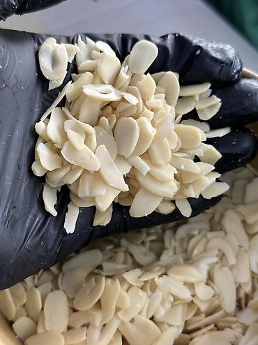 Сухофрукты: Миндальные слайсы Для Кулинарии и выпечки Высший сорт Гарантия — 2