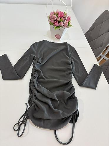 boho tunike: Siva haljina marke Cropp, veličina S. - Model sa dugim rukavima i — 2