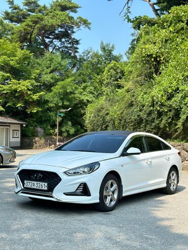 продаю авто мерс: Hyundai Sonata: 2021 г., 2 л, Автомат, Газ, Седан