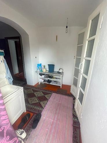 студия комната: Продаётся одноэтажный дом с двором и хозяйственными постройками, в 5 — 9