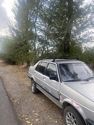 claas markant 65: Volkswagen Jetta: 1990 г., 1.8 л, Механика, Бензин, Седан — 2