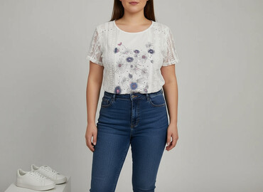 jacqueline de yong t shirt: Women`s T-shirt, size XL