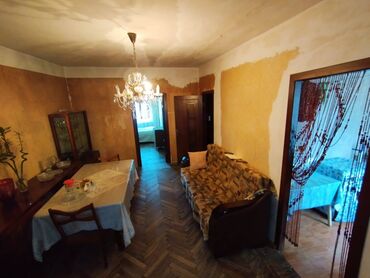Вторичное жилье: Баку, 8-ой километр, 2 комнаты, Вторичка, м. Нефтчиляр, 42 м²