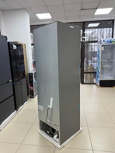 Холодильники: Холодильник Двухкамерный — 11