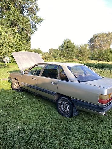 мотор жок: Audi 100: 1990 г., 1.8 л, Кол менен иштөөчү, Бензин, Седан — 5