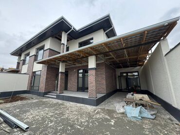 дом етаж: Таунхаус, 144 кв. м, 4 бөлмө, Кыймылсыз мүлк агенттиги, ПСО (өз алдынча бүтүрүү)