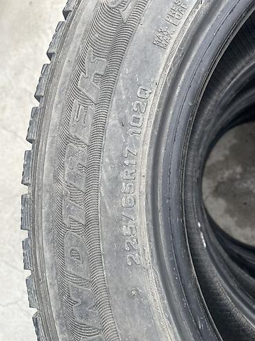 porter 4x4: Шины 225 / 65 / R 17, Зима, Б/у, Комплект, Внедорожные (АТ/МТ), Япония, Dunlop — 4