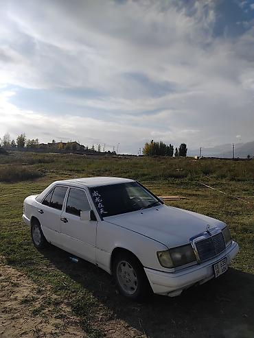 Mercedes-Benz E-Class: 1989 г., Механика, Бензин, Седан at lalafo.kg Mercedes-Benz E-Class: 1989 г., Механика, Бензин, Седан