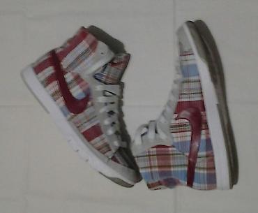 nis patike: NIKE original uvek aktuelan model, prelepe i lagane patike, donete su — 2