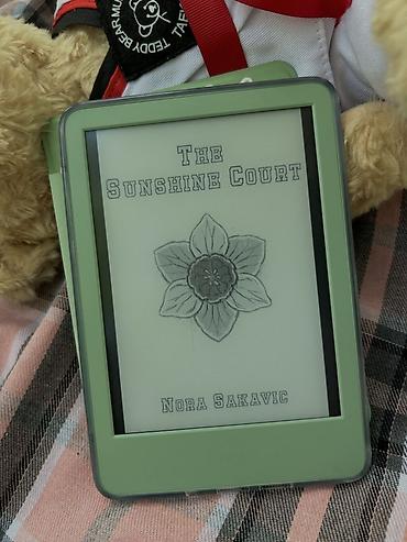 📚 Продаю свой Kindle 2024 года в цвете Matcha 💚 Модель: Kindle 11-го