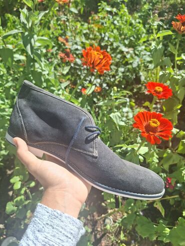 Gležnjače: Ženske kratke čizme – više modela Muške cipele. cena od 30 do 60 — 22