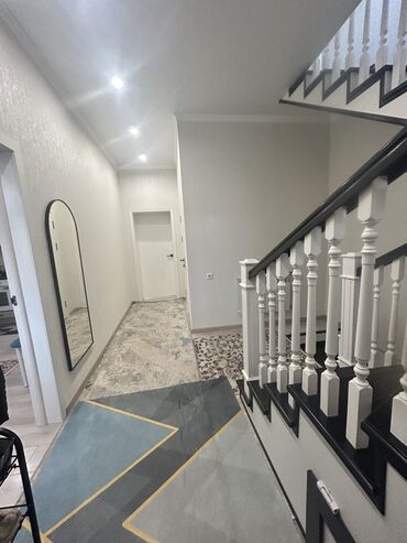 дом балыкчы этаж: Дом, 180 м², 5 комнат, Собственник, Евроремонт