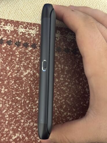 Nokia: Nokia E7, 16 GB, rəng - Boz, Sensor — 4