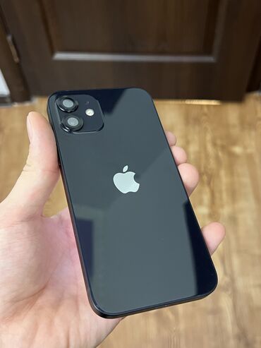 Apple iPhone: IPhone 12, Б/у, 64 ГБ, Черный, Защитное стекло, Чехол, Коробка, 80 %