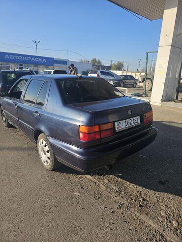 дешовые машины: Volkswagen Vento: 1993 г., 1.8 л, Механика, Бензин, Седан