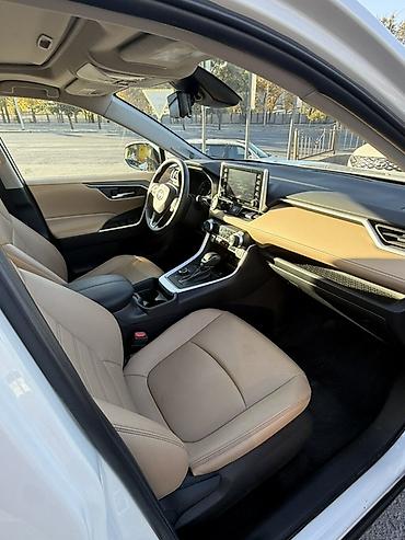 клим: Toyota RAV4: 2021 г., 2.5 л, Вариатор, Гибрид, Кроссовер — 6
