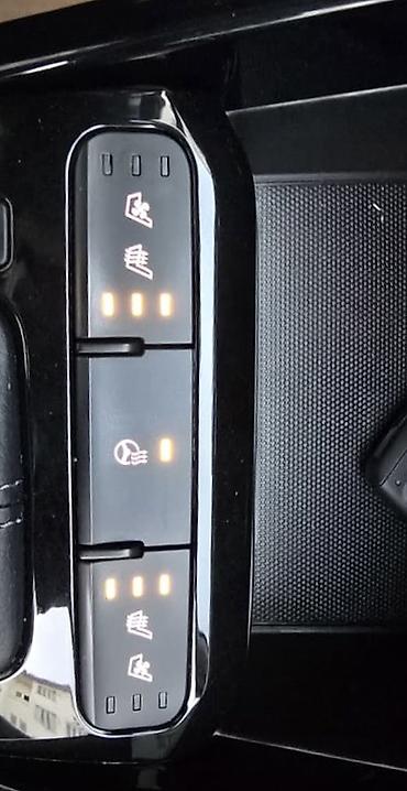 Kia: Kia Stonic: 2018 г., 1.4 л, Автомат, Бензин, Кроссовер — 7